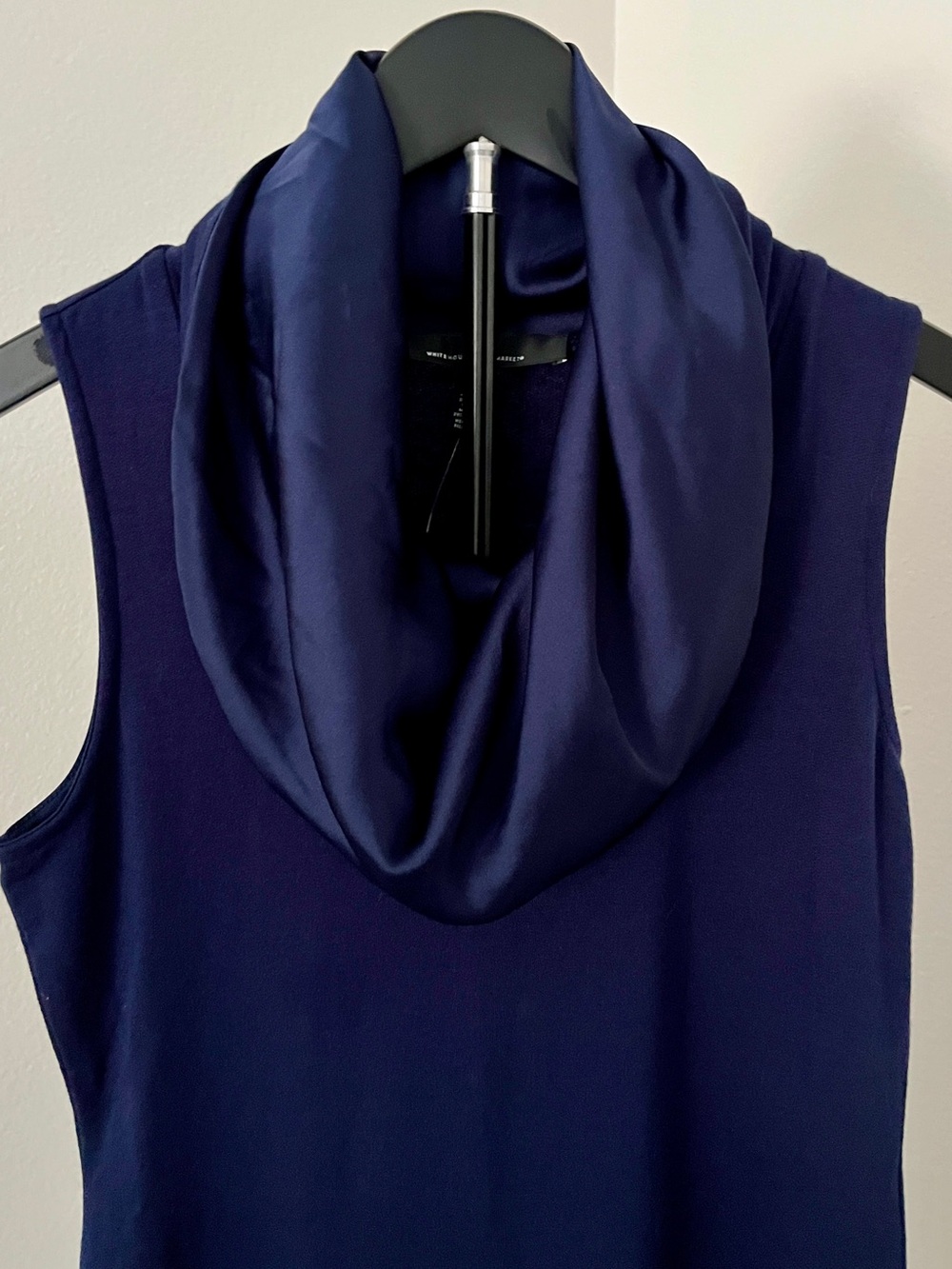 💙 NWT! White House Black Market Cobalt Blue Satin Cowl Neck Top | XXS - Picture 4 of 11